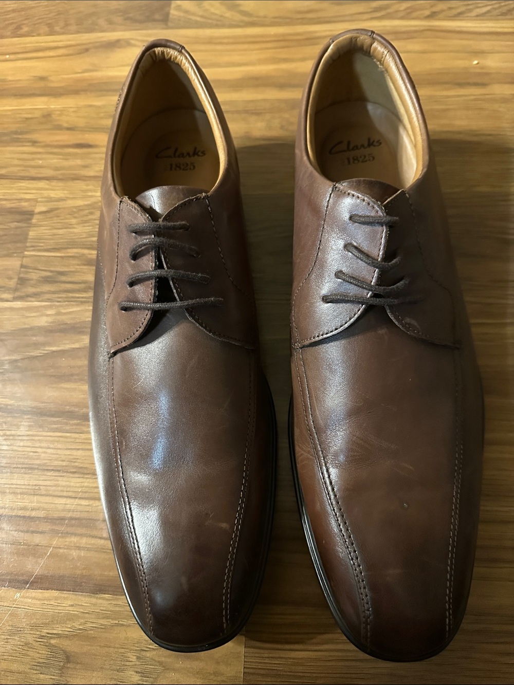 Clarks Brown Leather Plain-Toe Derby Dress Shoes